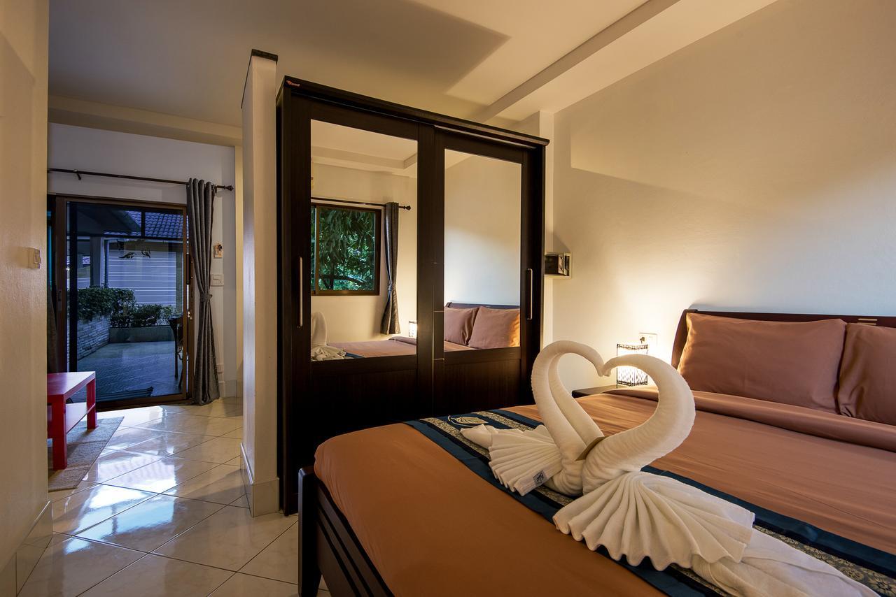 Tananza Resort & Homestay Phuket Nai Harn 외부 사진